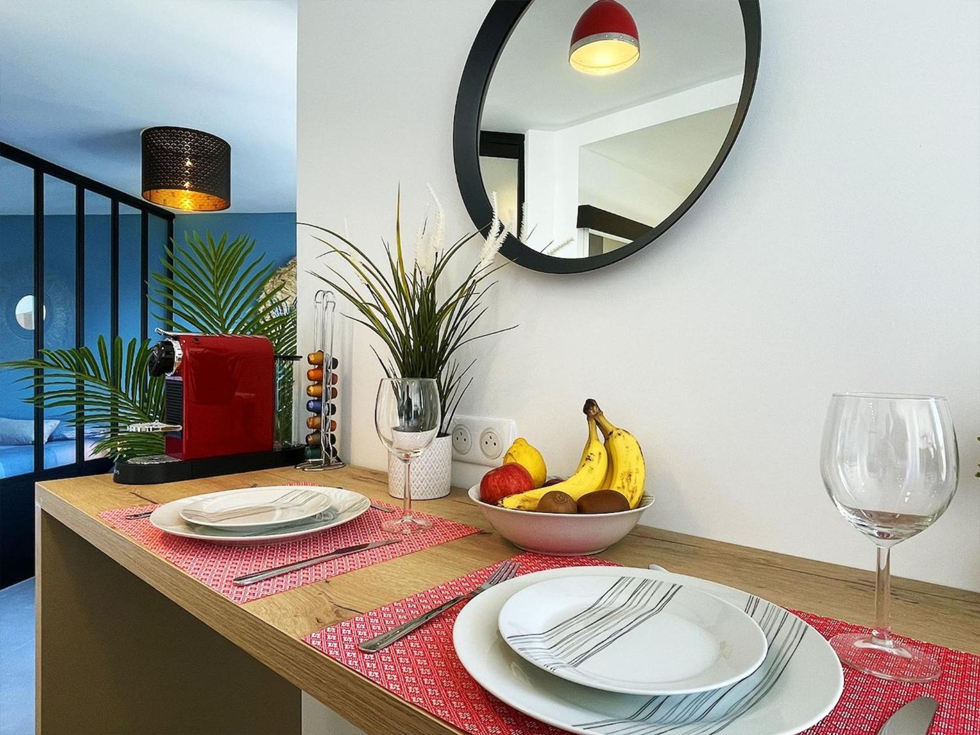 HOMEY SUPERCHILL - Appartement moderne et tout équipé - Netflix et WiFi inclus - Situé en Hyper-centre - Proche Genève Annemasse Exterior foto